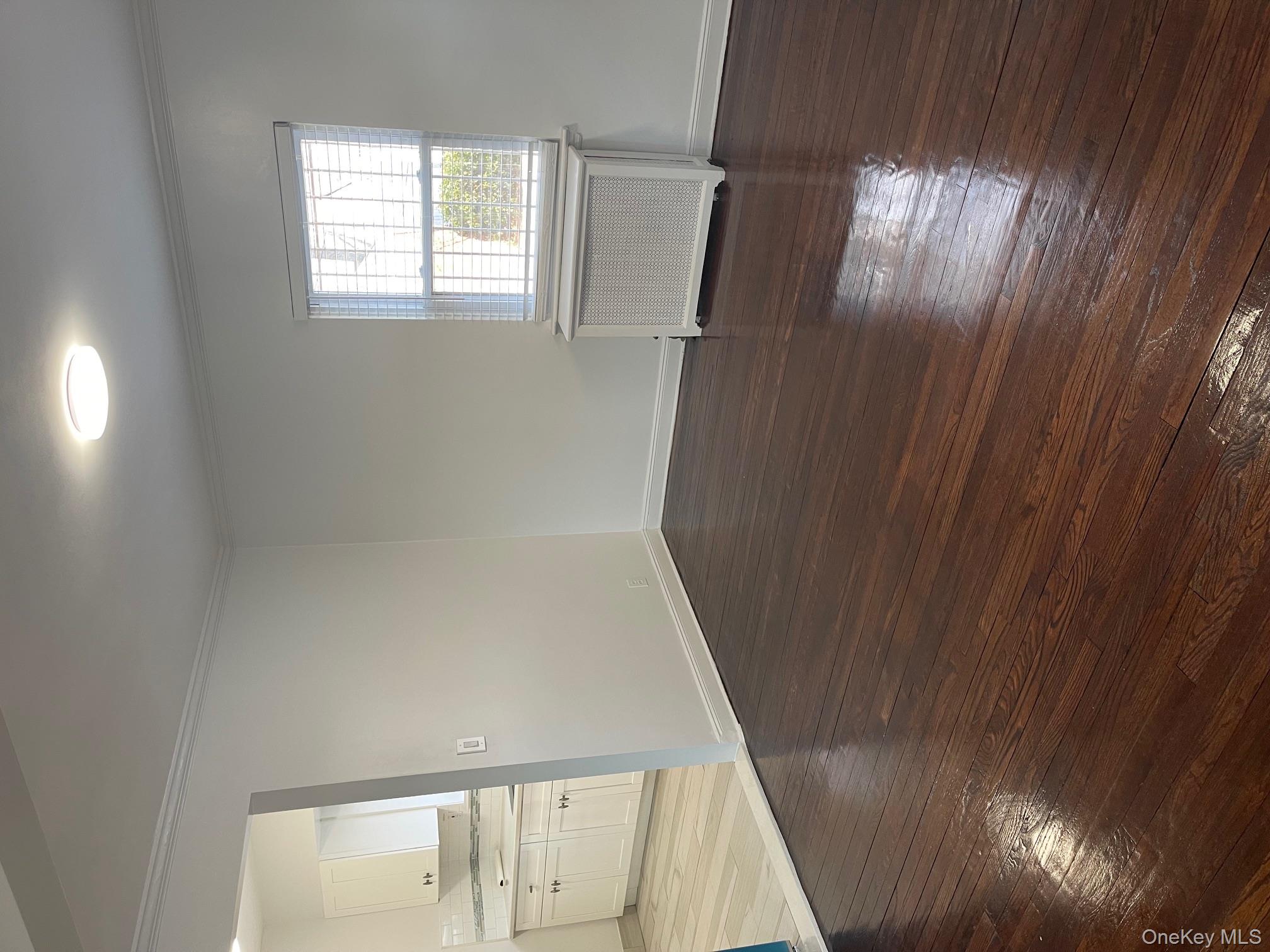 #4 photo, 64-33 184th Street, Fresh Meadows , NY 11365