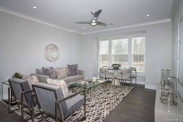 #6 photo, 75 Circle Drive, Central Islip , NY 11722