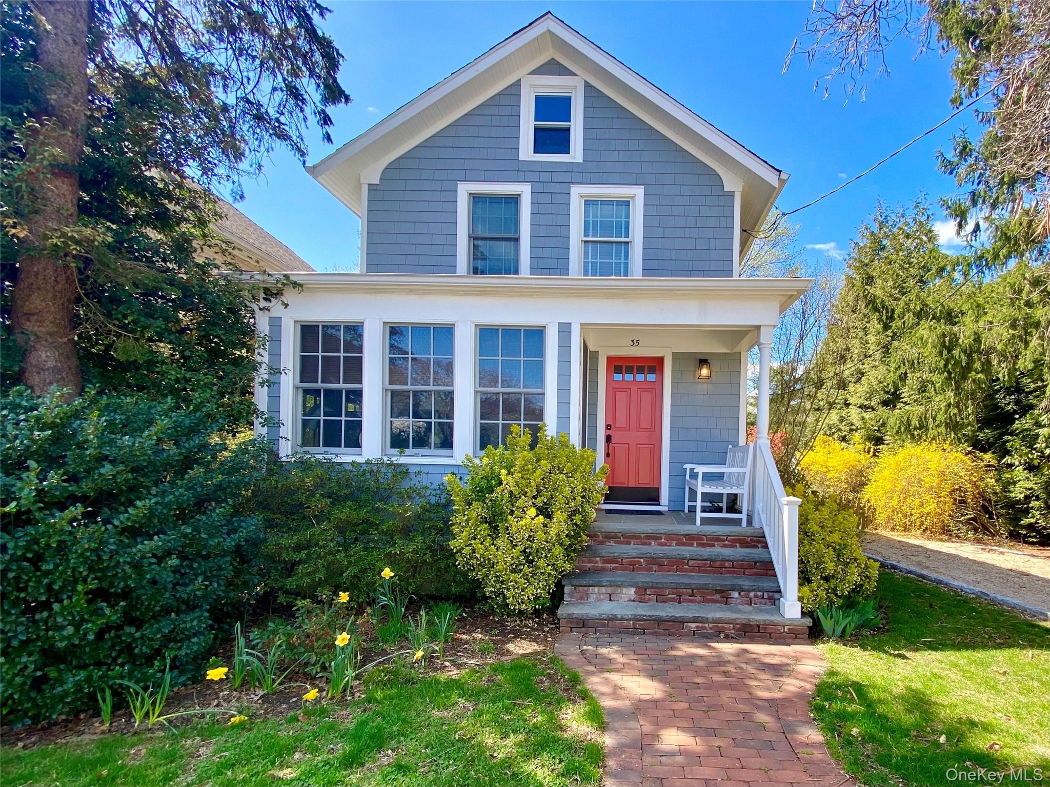 #1 photo, 35 High Street, Locust Valley , NY 11560