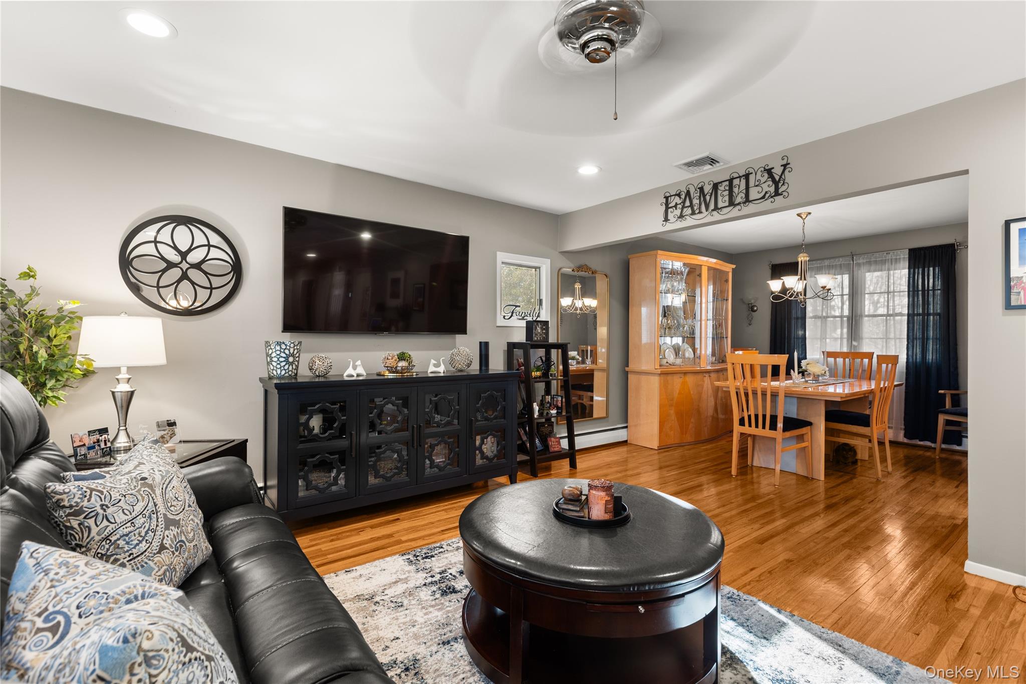 #4 photo, 152 Keswick Drive, East Islip , NY 11730