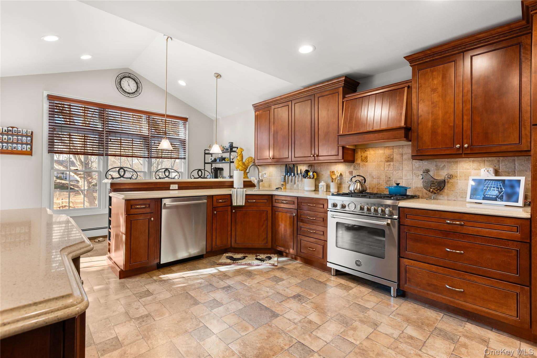 #5 photo, 152 Keswick Drive, East Islip , NY 11730