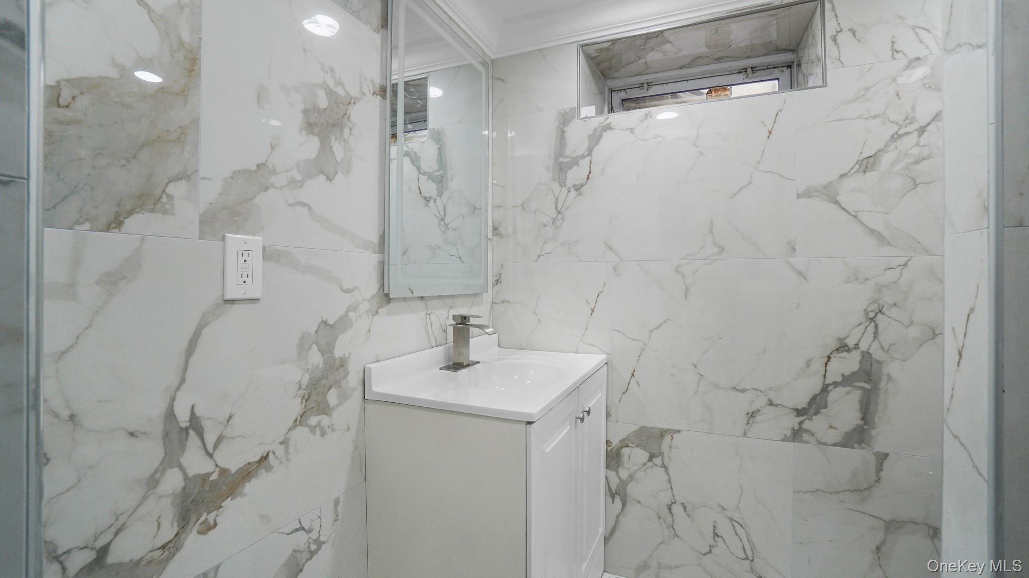 #20 photo, 39 Acacia Avenue, 長島 Hempstead , NY 11550