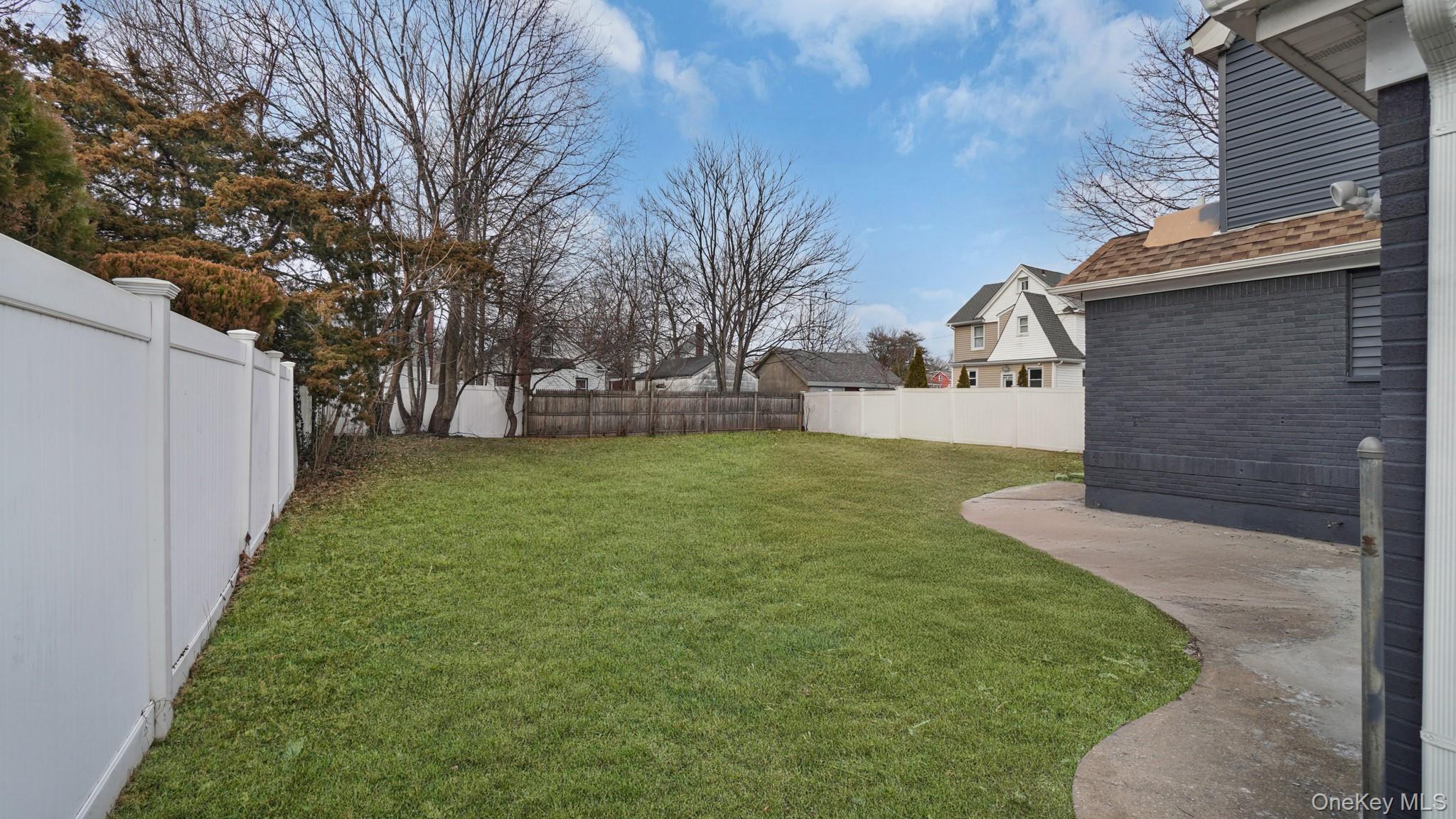 #3 photo, 39 Acacia Avenue, 長島 Hempstead , NY 11550