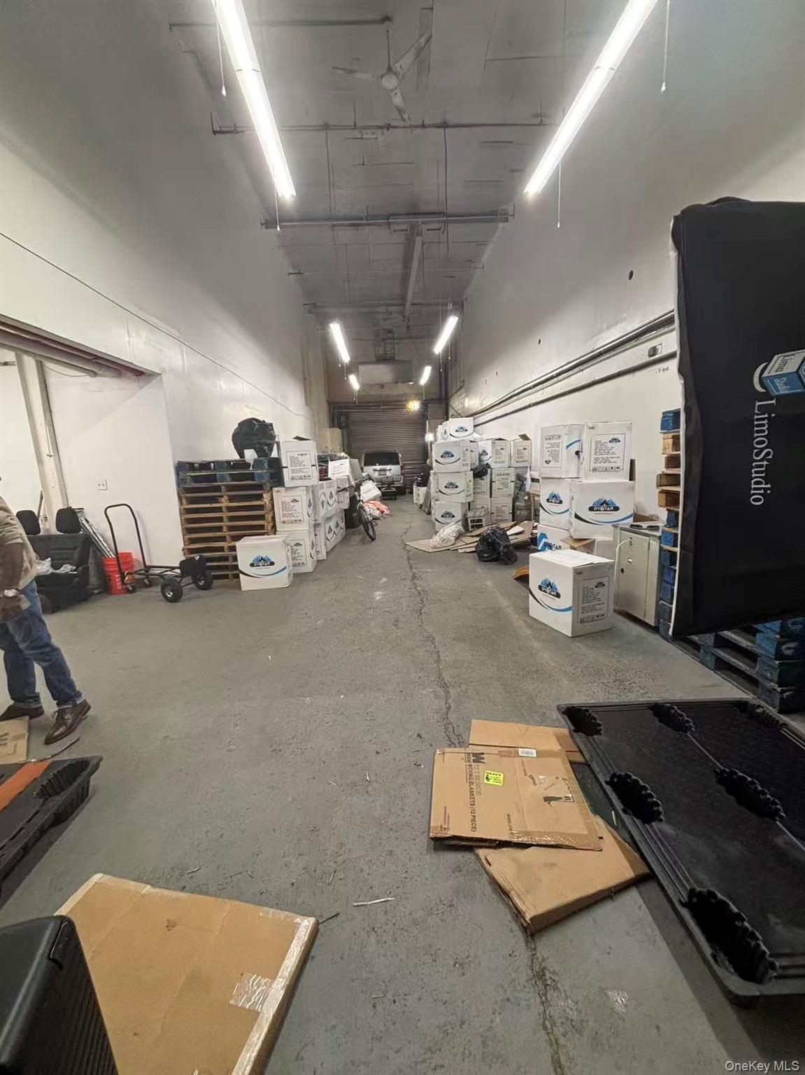 #10 photo, 11615 15th Avenue, 뉴욕퀸즈 College Point , NY 11356