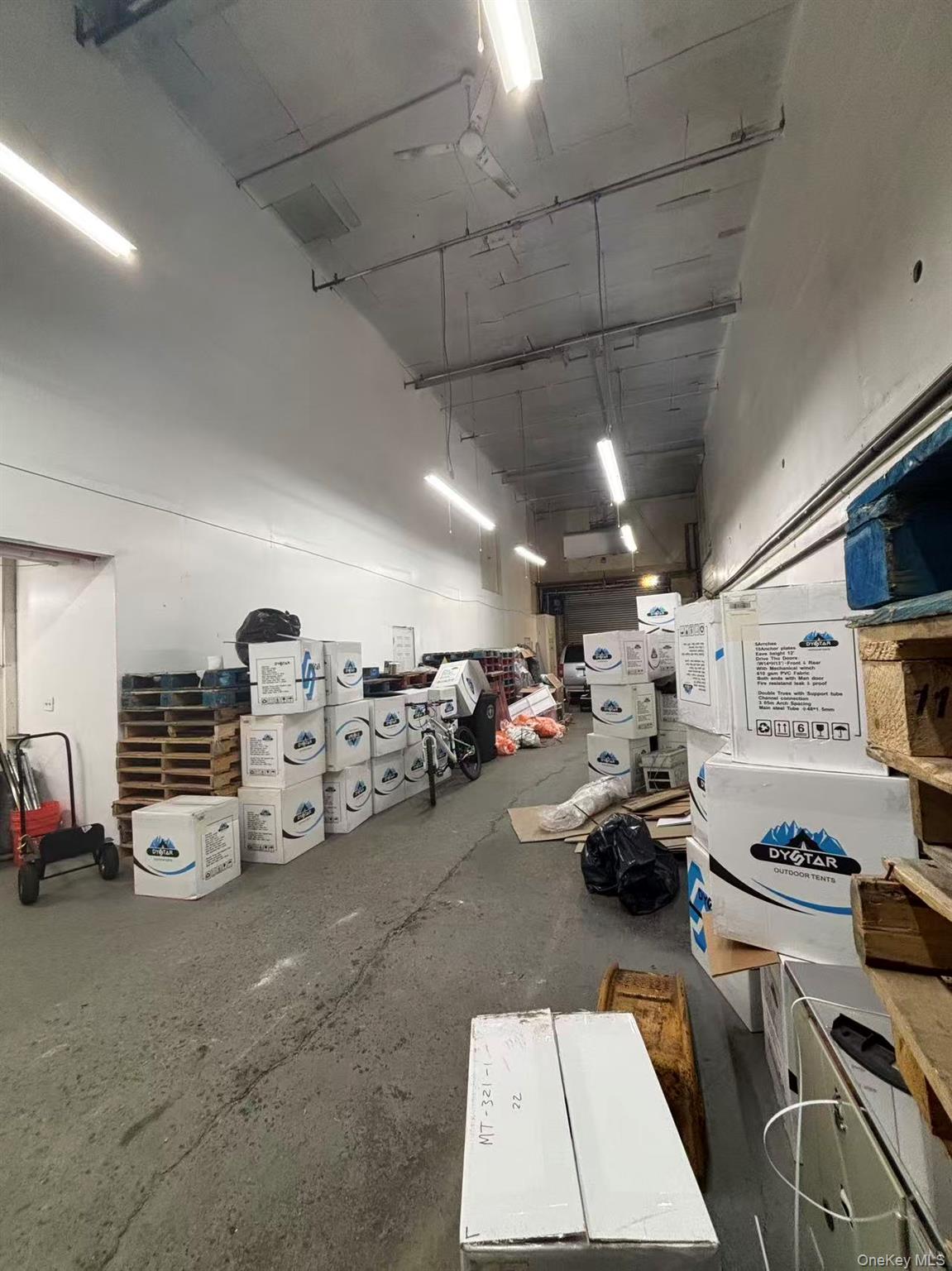 #2 photo, 11615 15th Avenue, 뉴욕퀸즈 College Point , NY 11356