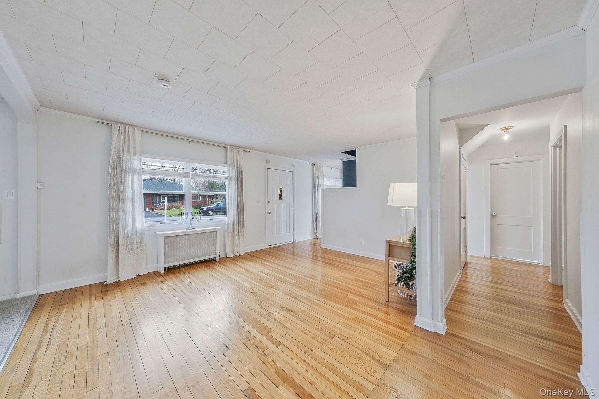 #10 photo, 114 Monroe Avenue, Patchogue , NY 11772