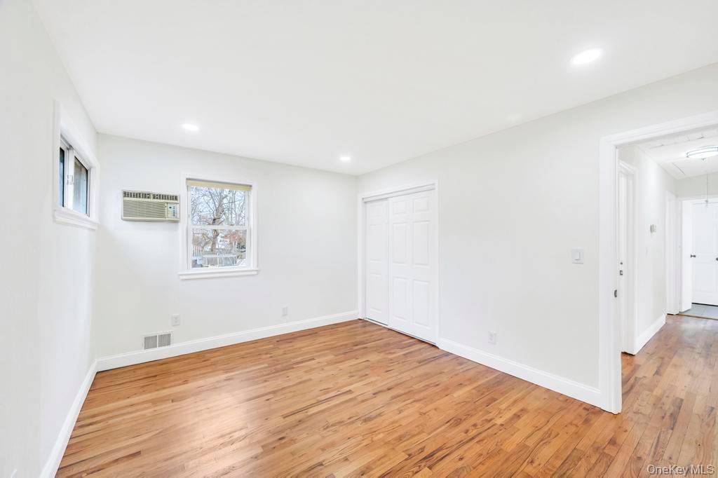 #11 photo, 169 Dovecote Lane, Central Islip , NY 11722