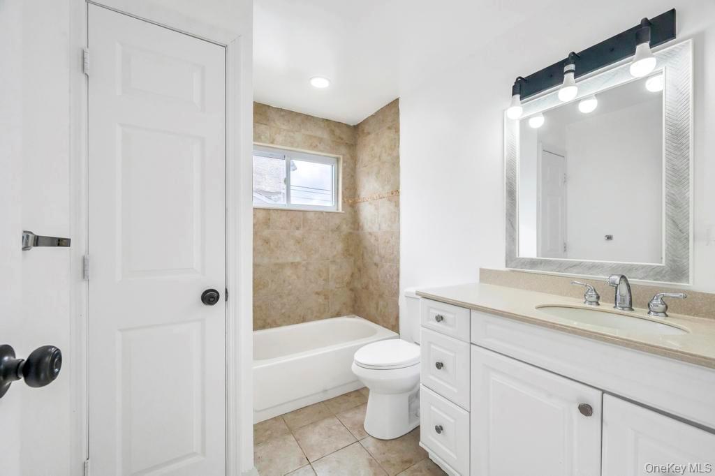 #15 photo, 169 Dovecote Lane, Central Islip , NY 11722