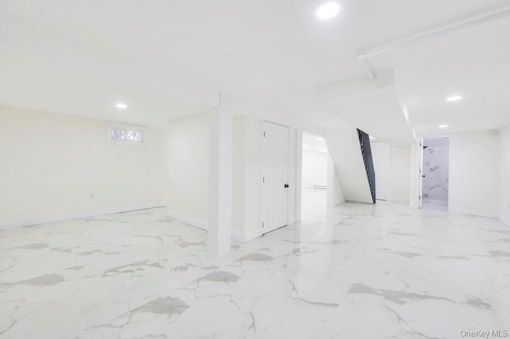 #17 photo, 169 Dovecote Lane, Central Islip , NY 11722