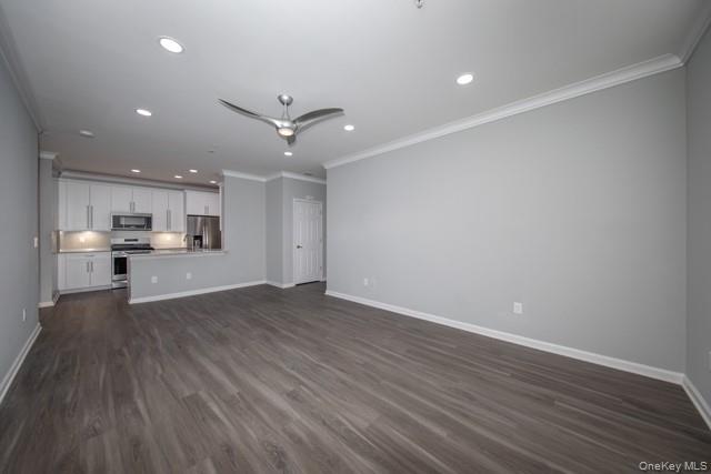 #7 photo, 1 Charles Pond Drive, Coram , NY 11727