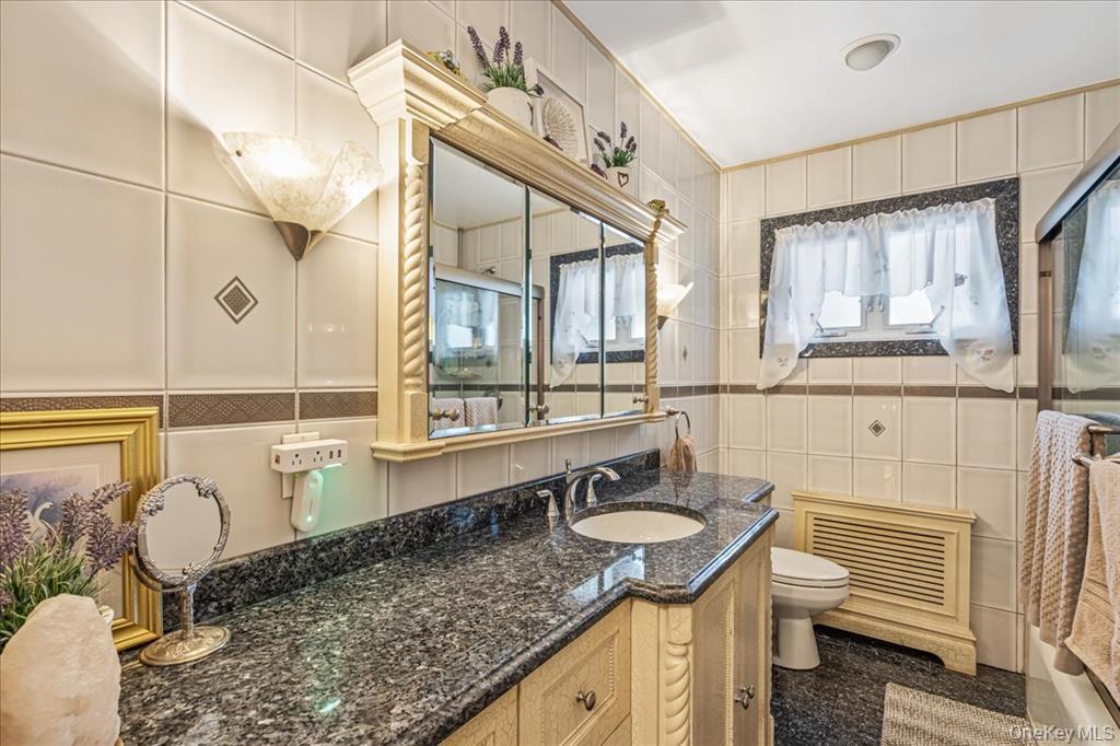 #16 photo, 264-47 Grand Central Parkway, Flushing , NY 11362