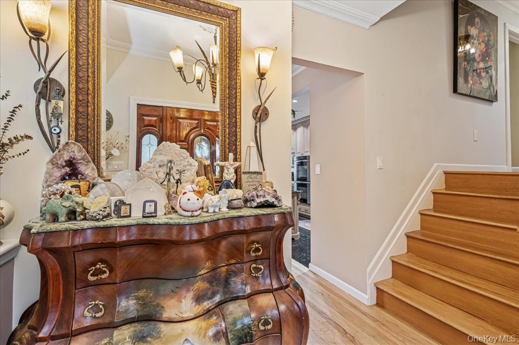 #4 photo, 264-47 Grand Central Parkway, Flushing , NY 11362