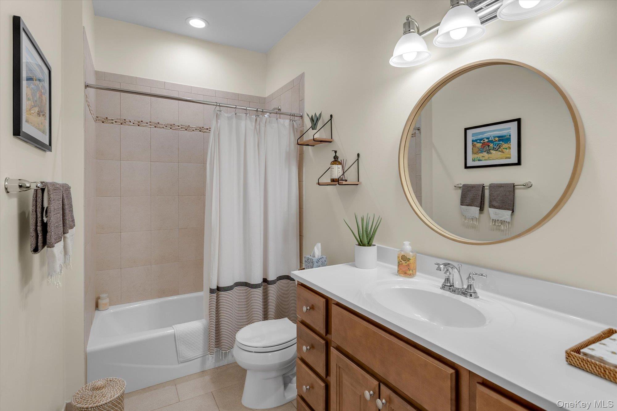 #15 photo, 132 Rosebud Court, Patchogue , NY 11772