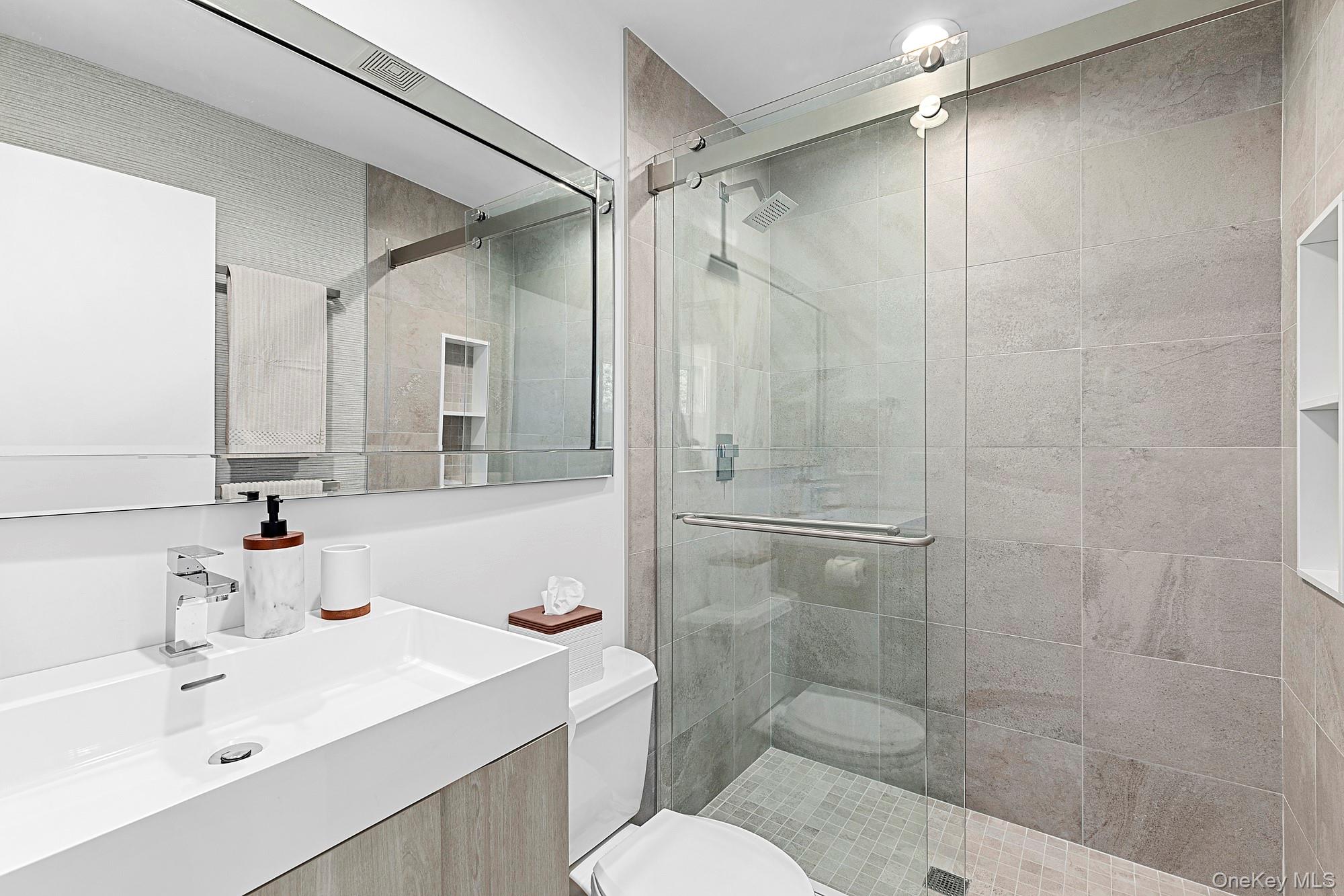 #20 photo, 3 Old Meadow Bend, Westhampton Beach , NY 11978