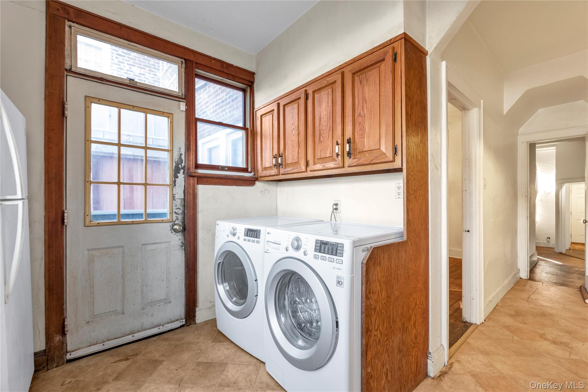 #10 photo, 141 05 59th Avenue, Flushing , NY 11355