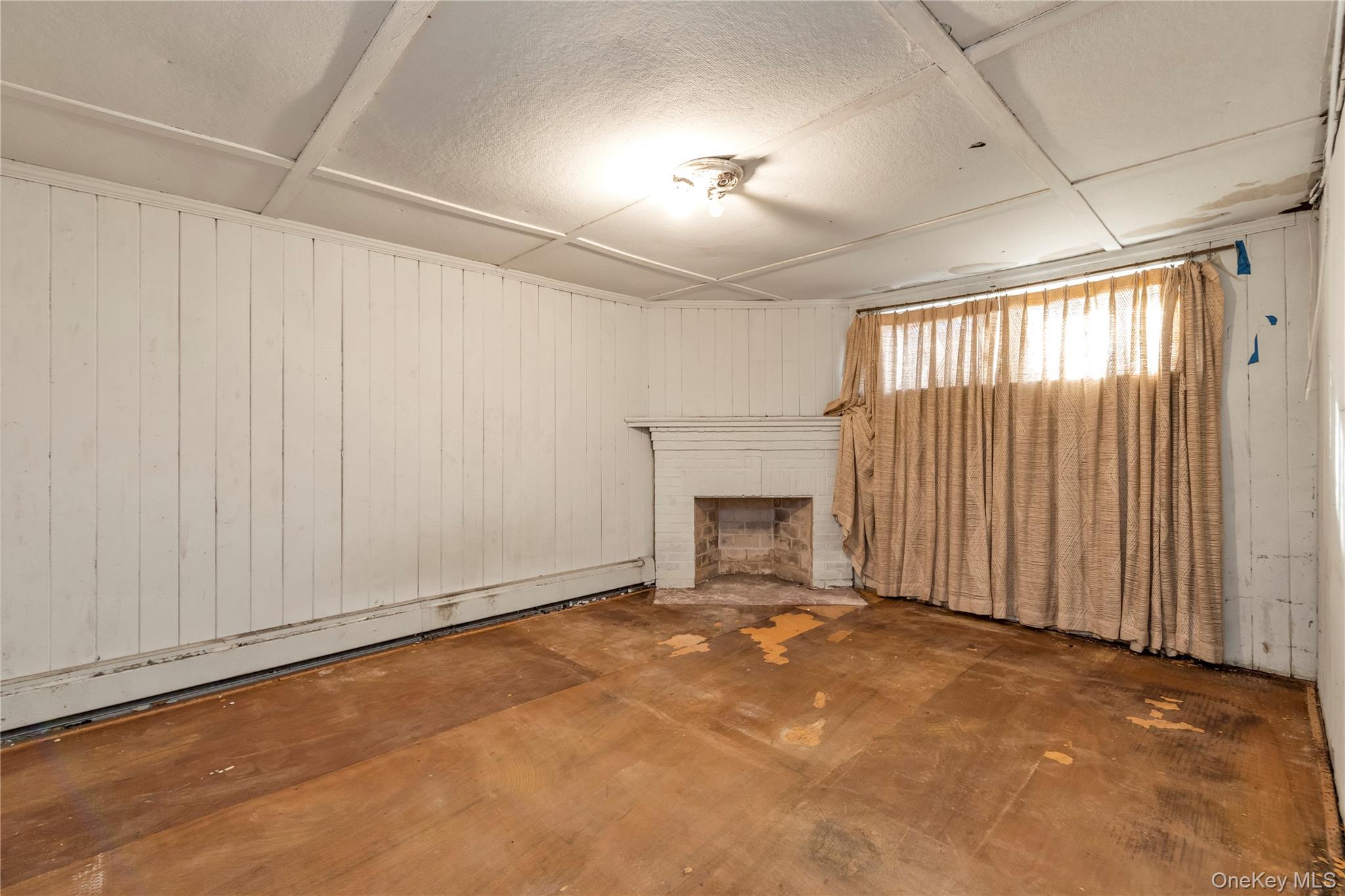 #17 photo, 141 05 59th Avenue, Flushing , NY 11355