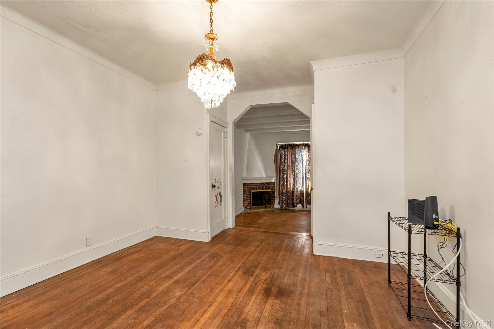 #6 photo, 141 05 59th Avenue, Flushing , NY 11355