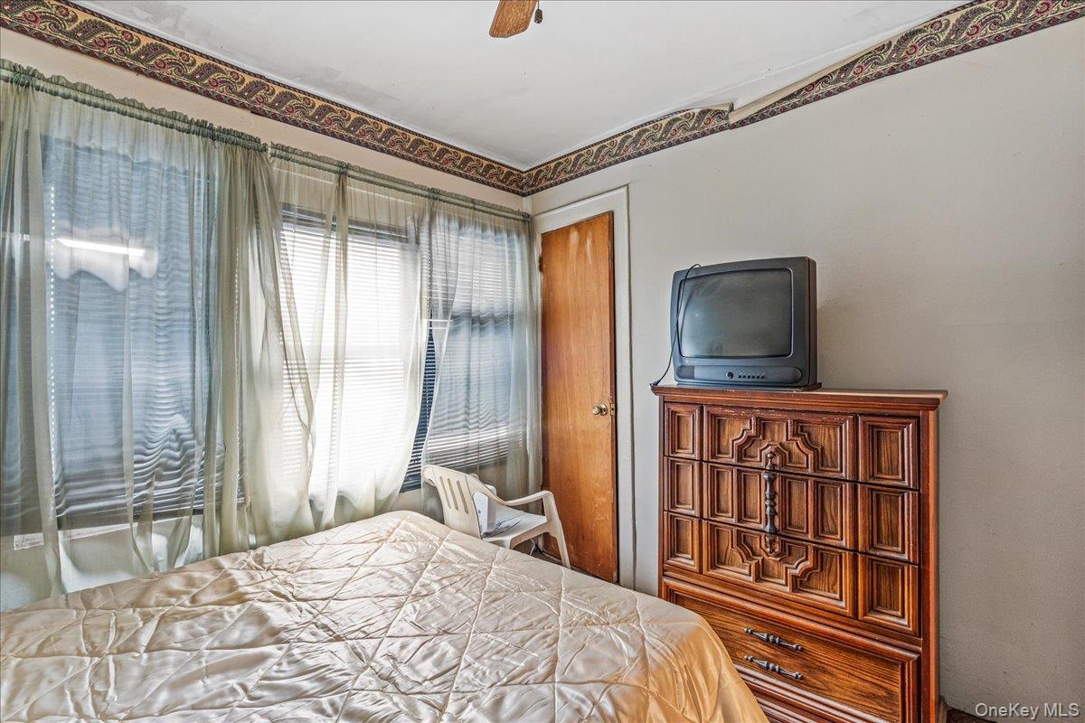 #13 photo, 11722 142nd Place, Jamaica , NY 11436