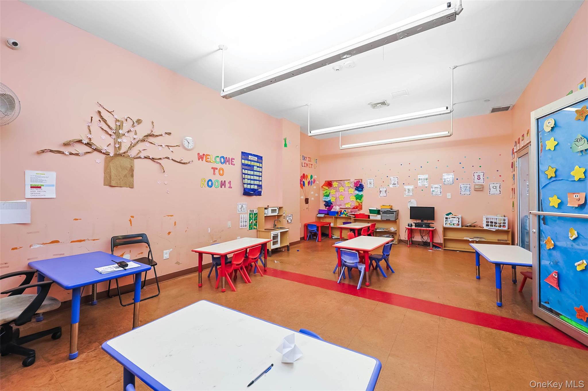 #14 photo, 14-48 College Point Boulevard, College Point , NY 11356