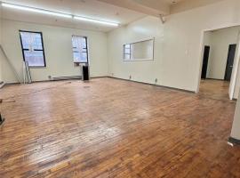 2525 Borden Ave #217 房源照片 1