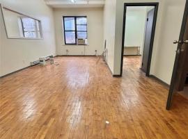 2525 Borden Ave ##221 房源照片 1