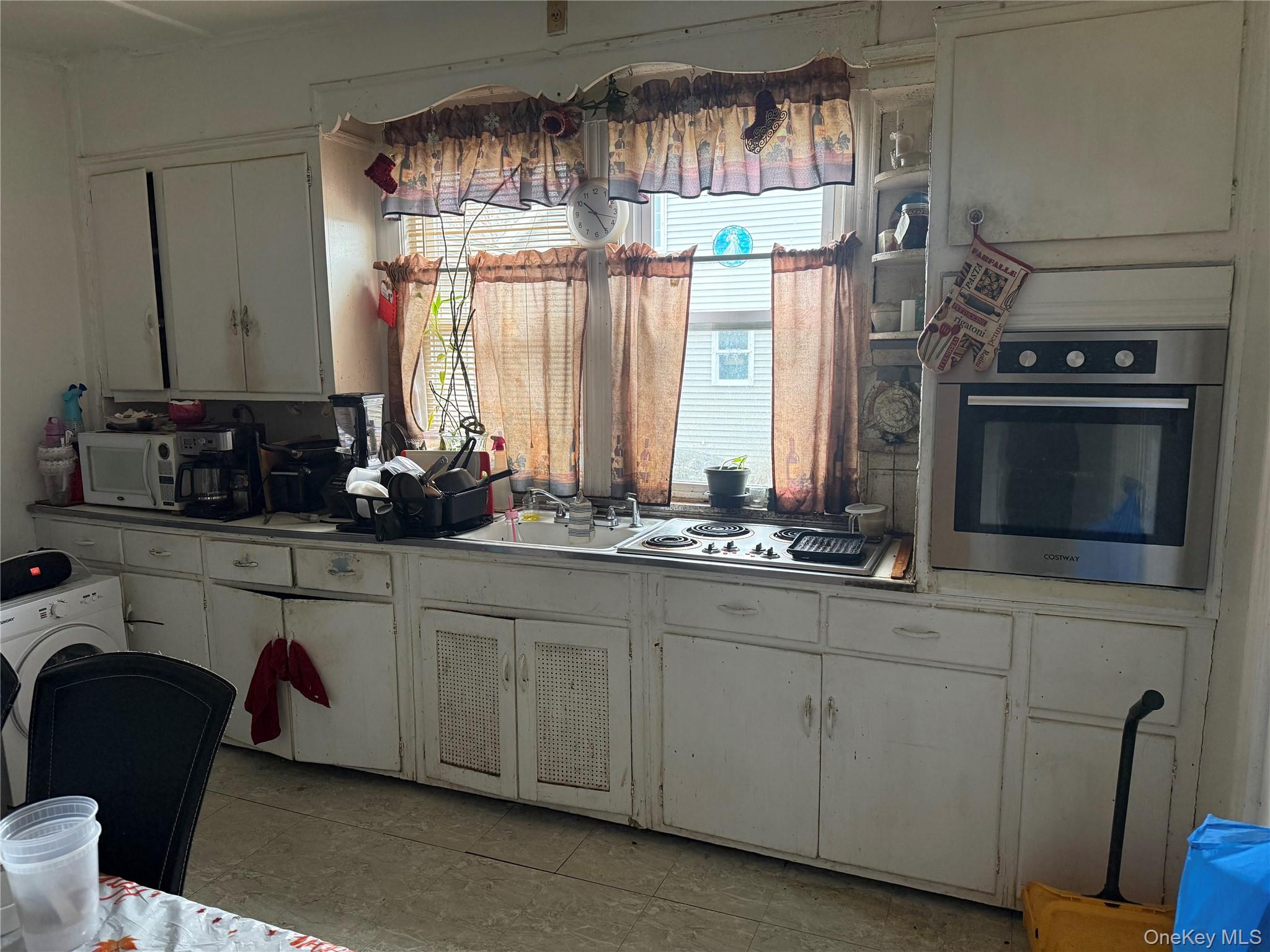 #8 photo, 15 Water Street, Rockville Centre , NY 11570