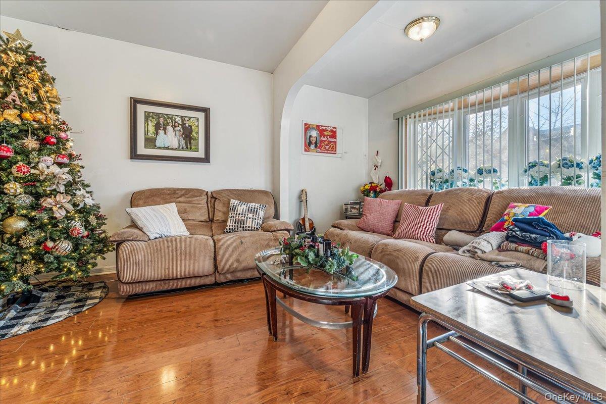 #3 photo, 8763 108th Street, Richmond Hill , NY 11418