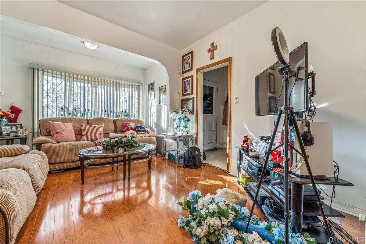 #5 photo, 8763 108th Street, Richmond Hill , NY 11418