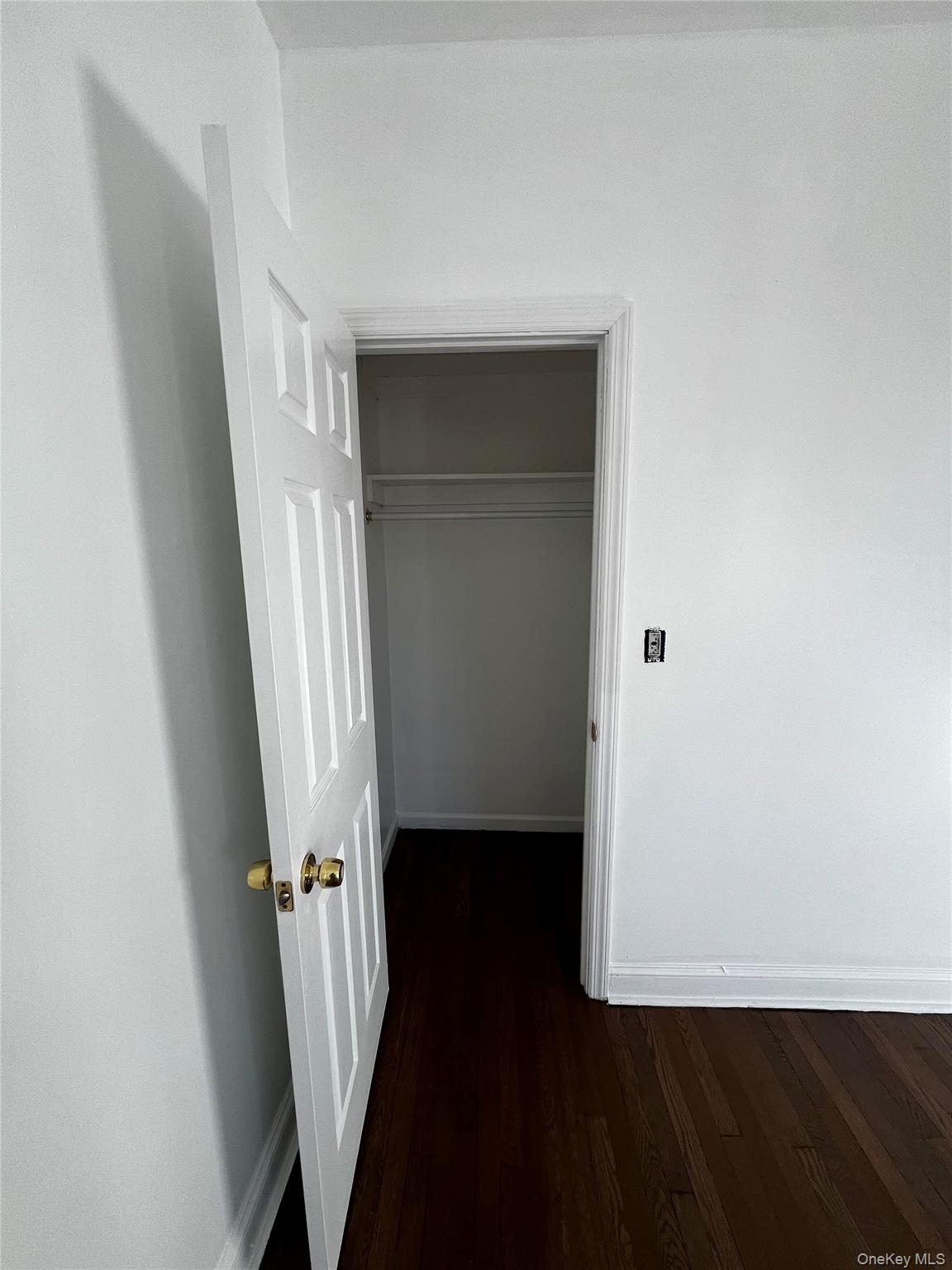 #13 photo, 38 Overlook Street, Mount Vernon , NY 10552