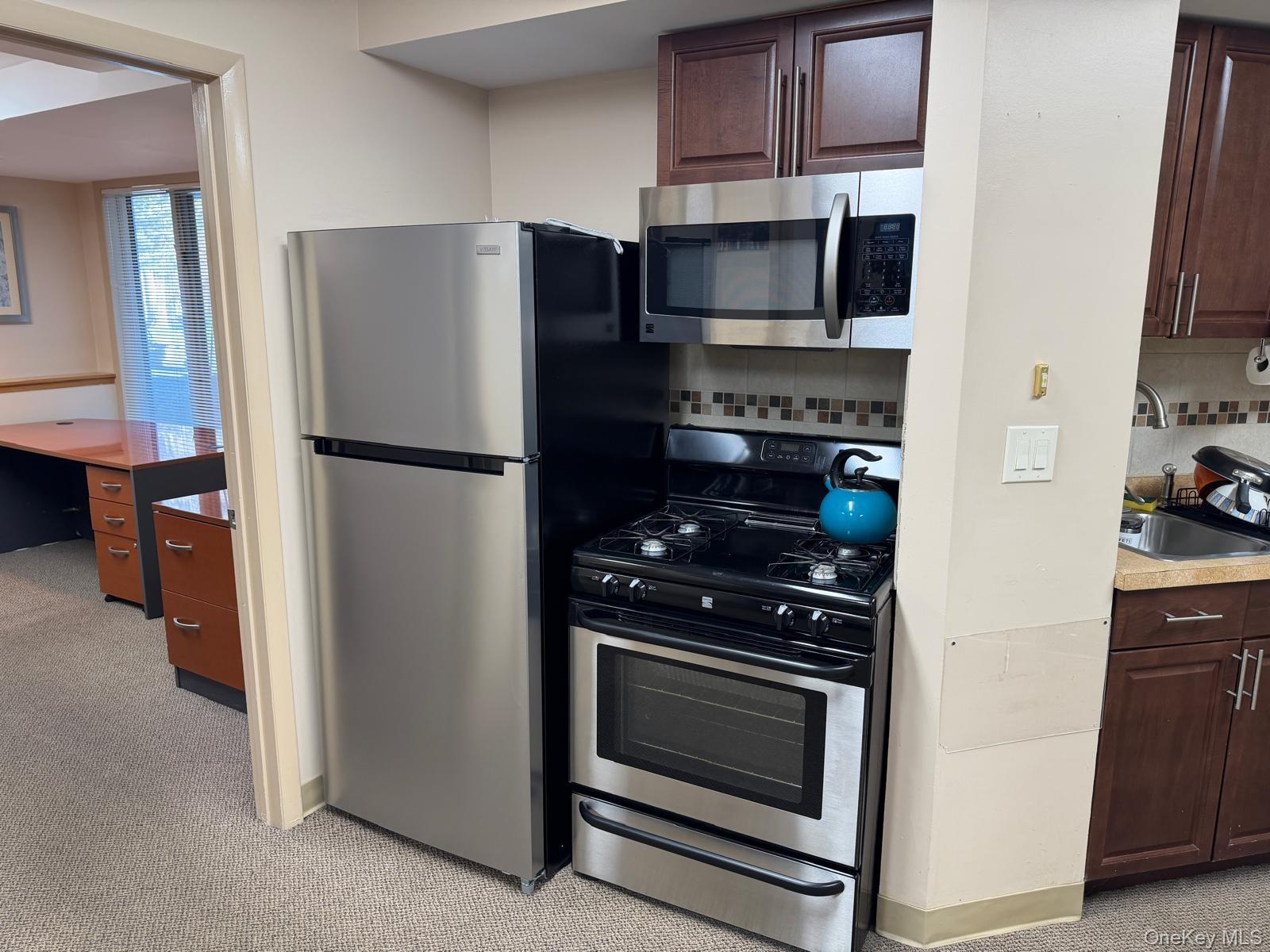 #16 photo, 321 N Main Street, 뉴욕주 New City , NY 10956