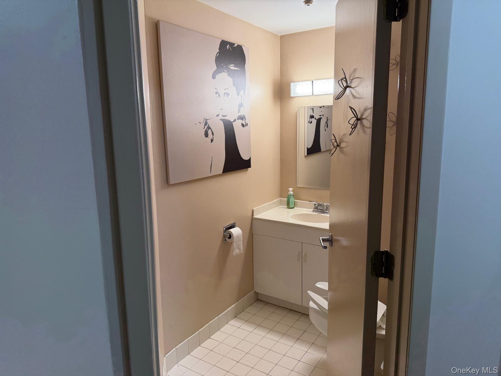 #18 photo, 321 N Main Street, 뉴욕주 New City , NY 10956