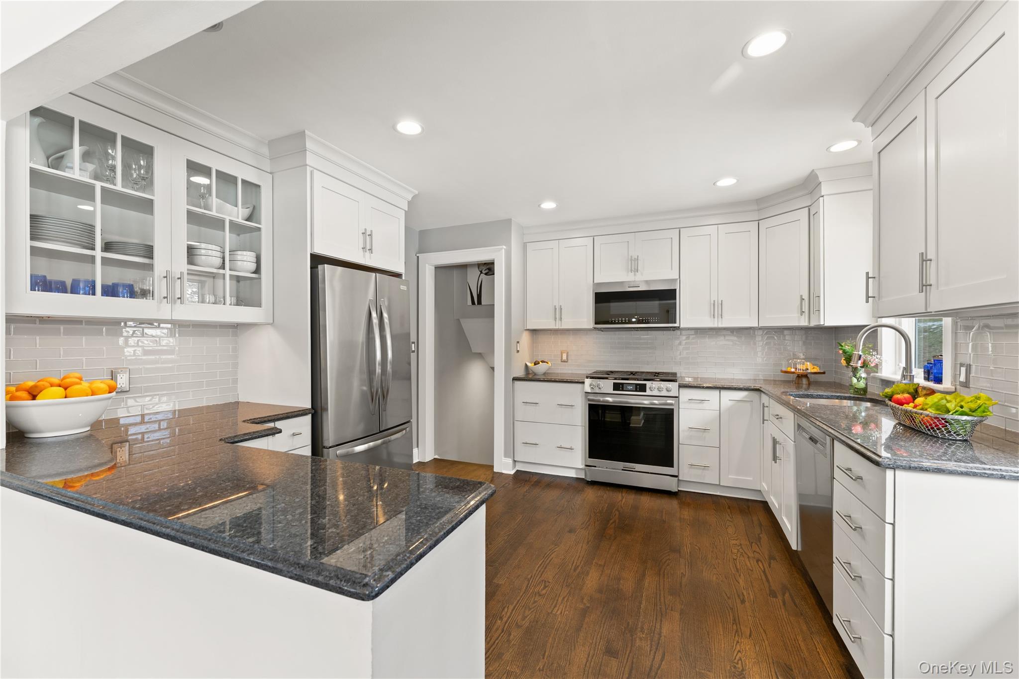 #13 photo, 20 Riverview Road, Irvington , NY 10533