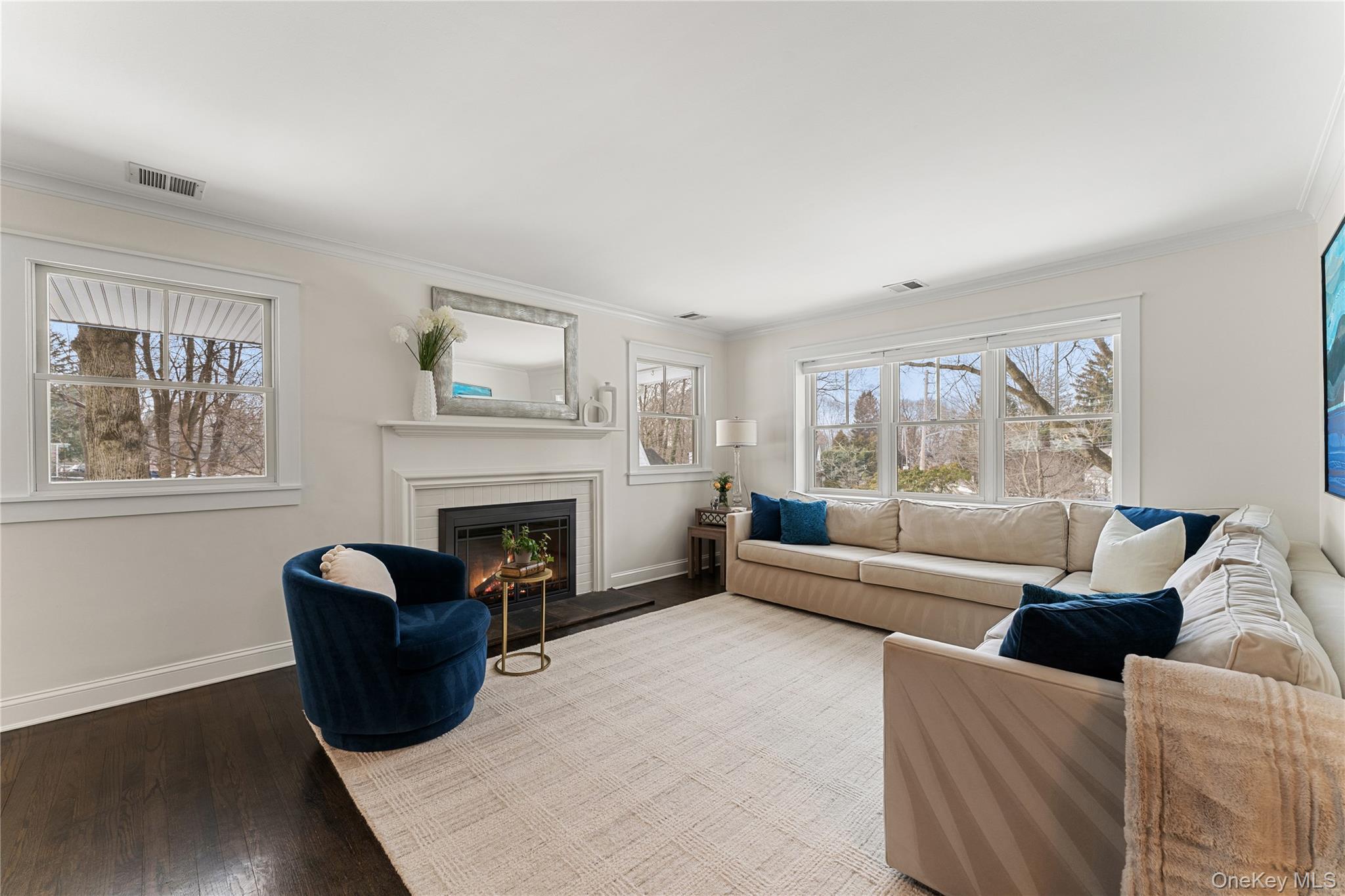 #5 photo, 20 Riverview Road, Irvington , NY 10533