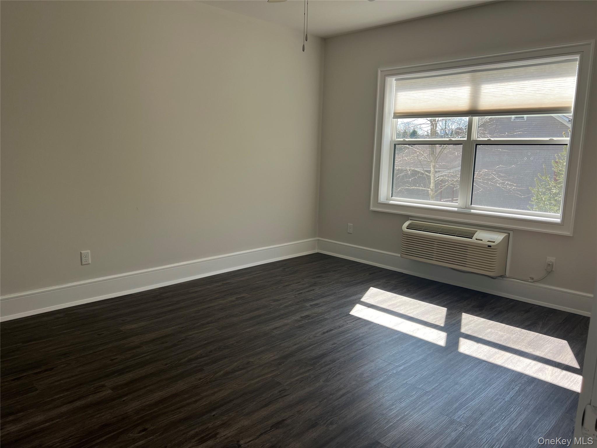 #3 photo, 11 Farries Avenue, Florida , NY 10921