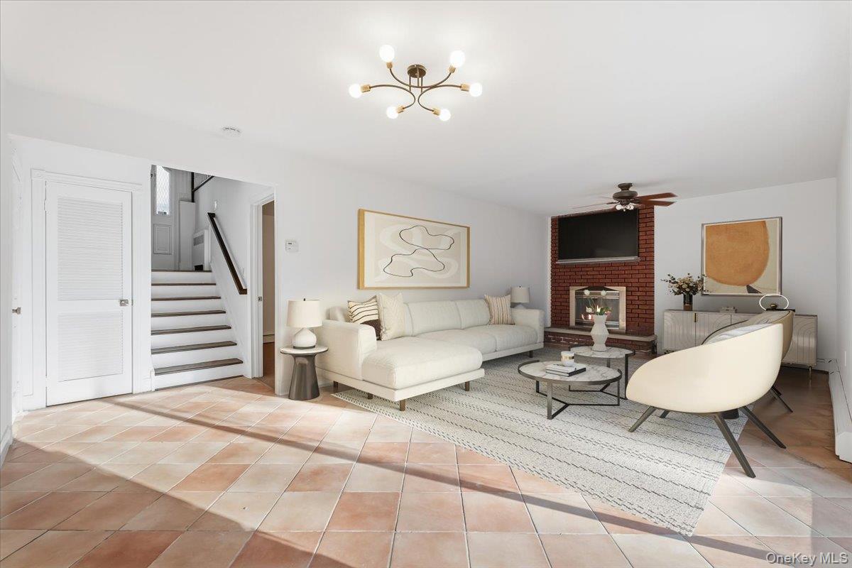 #19 photo, 21 Park Avenue, White Plains , NY 10607