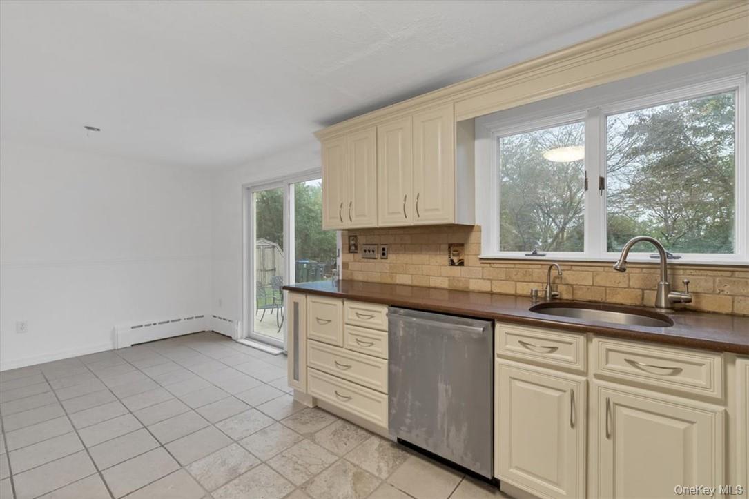 #6 photo, 1467 Goshen Turnpike, Middletown , NY 10941