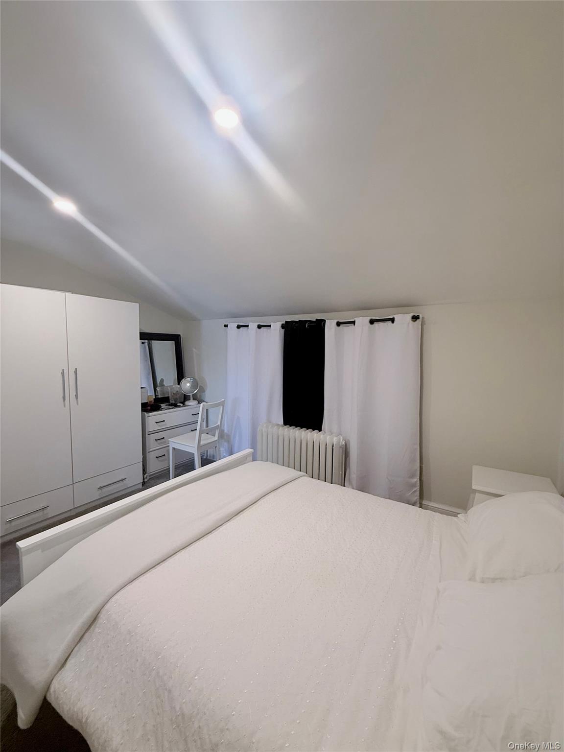 #8 photo, 130 Clinton Avenue, New Rochelle , NY 10801