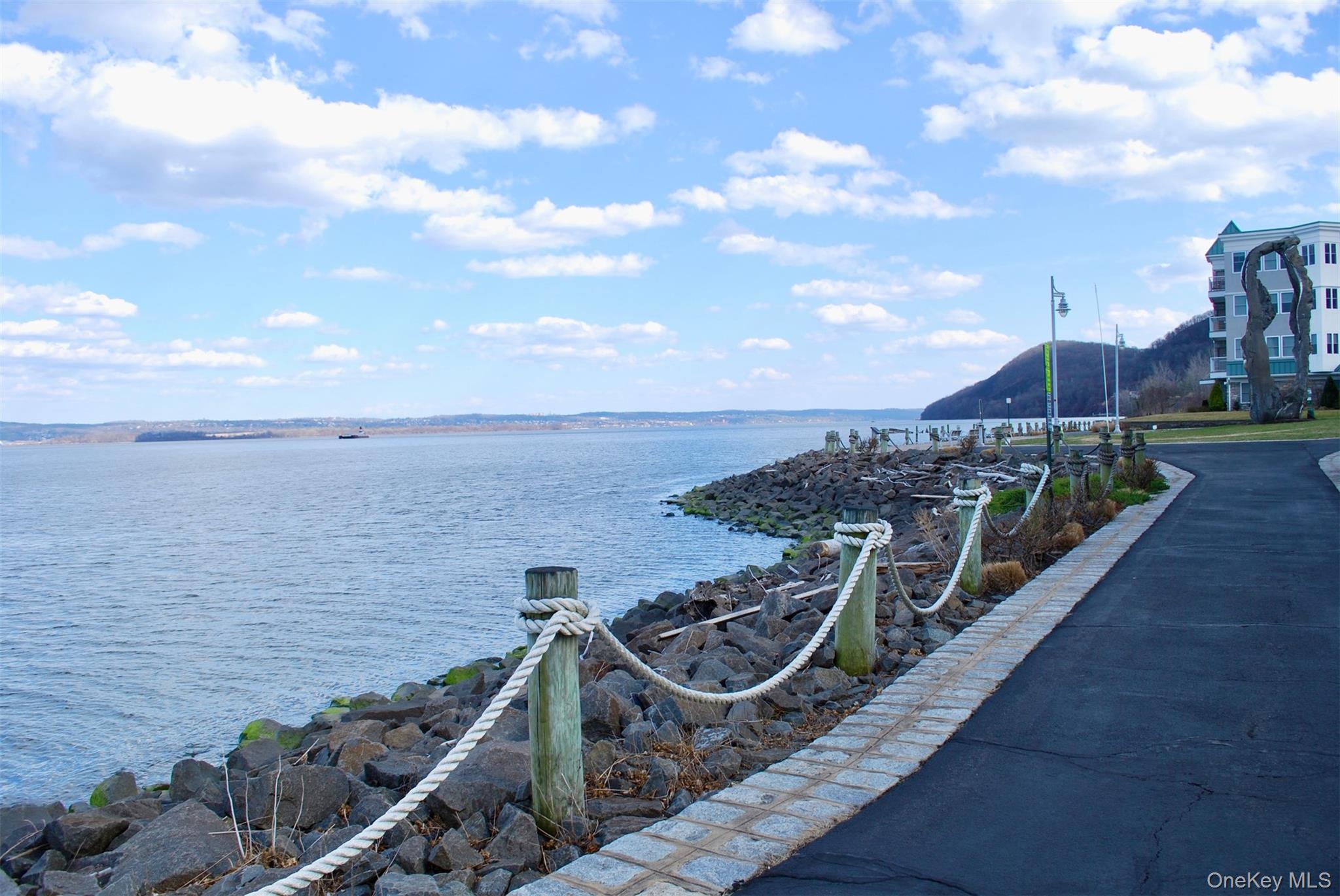 #19 photo, 3106 Leeward Drive, Haverstraw , NY 10927