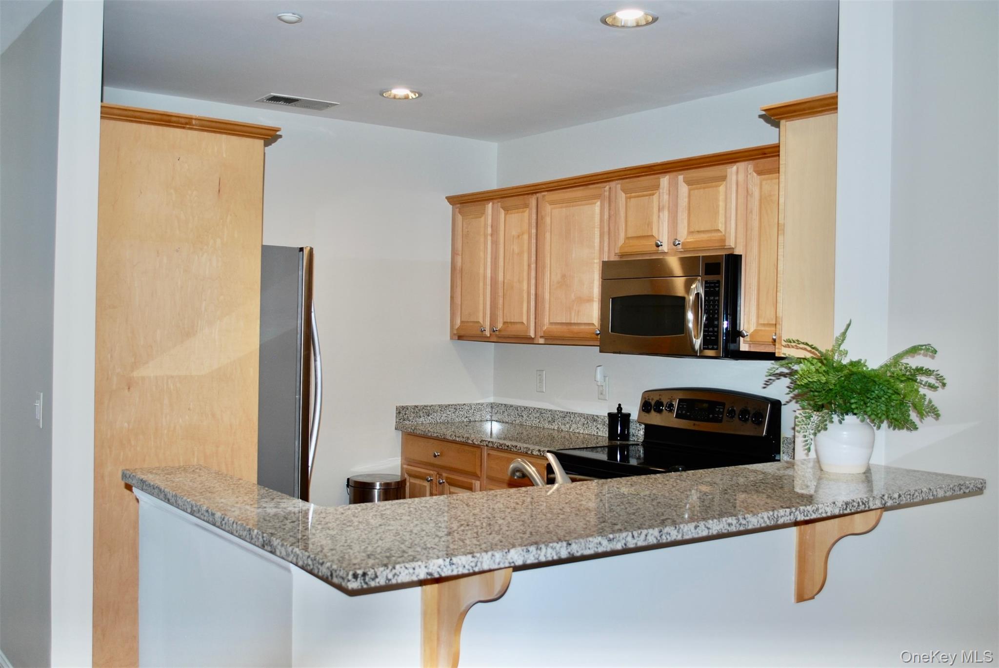 #9 photo, 3106 Leeward Drive, Haverstraw , NY 10927