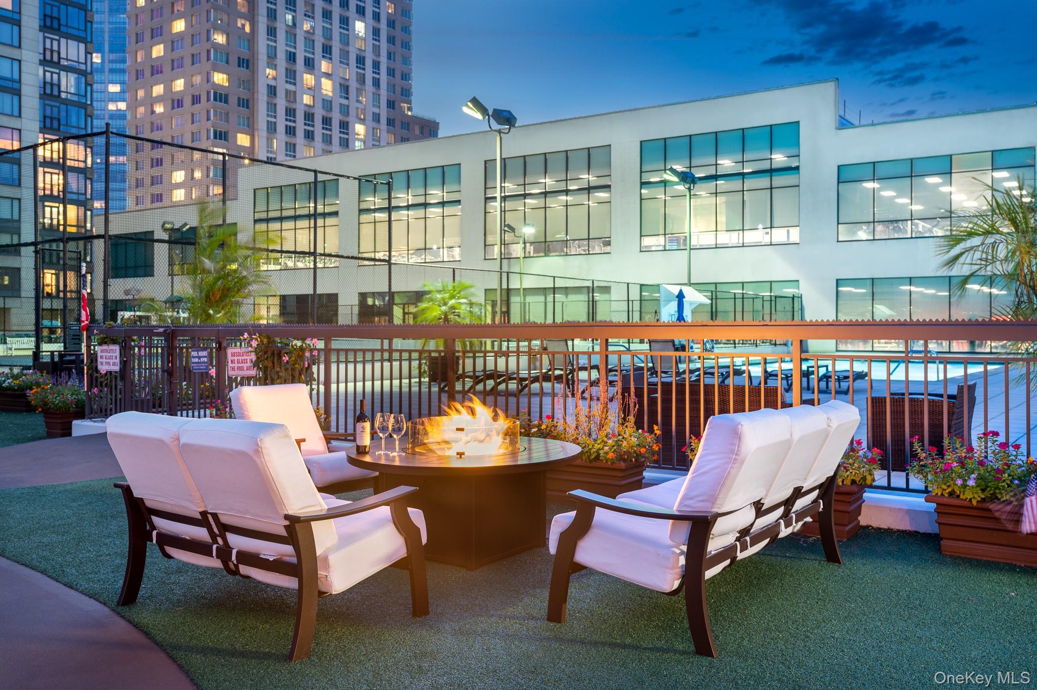 #18 photo, 25 City Place, White Plains , NY 10601