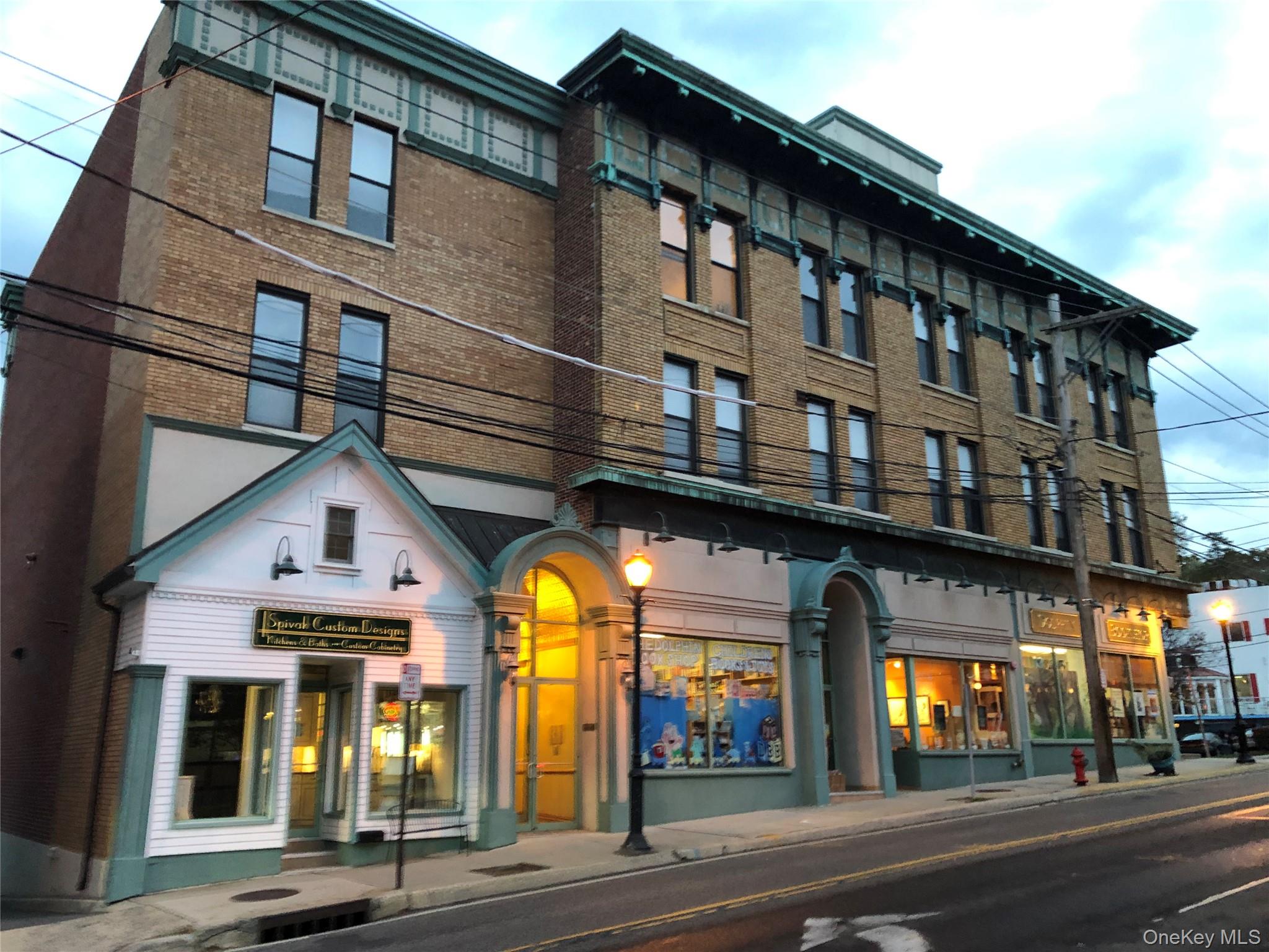 #1 photo, 303 Main Street, Port Washington , NY 11050
