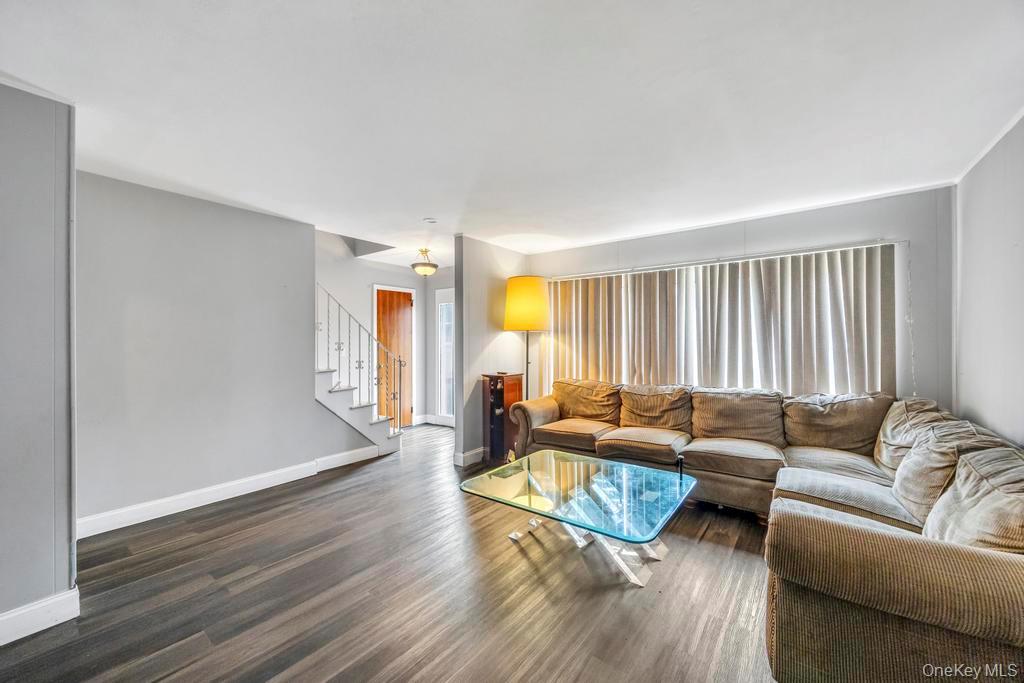 #5 photo, 55 Amityville Road, Melville , NY 11747