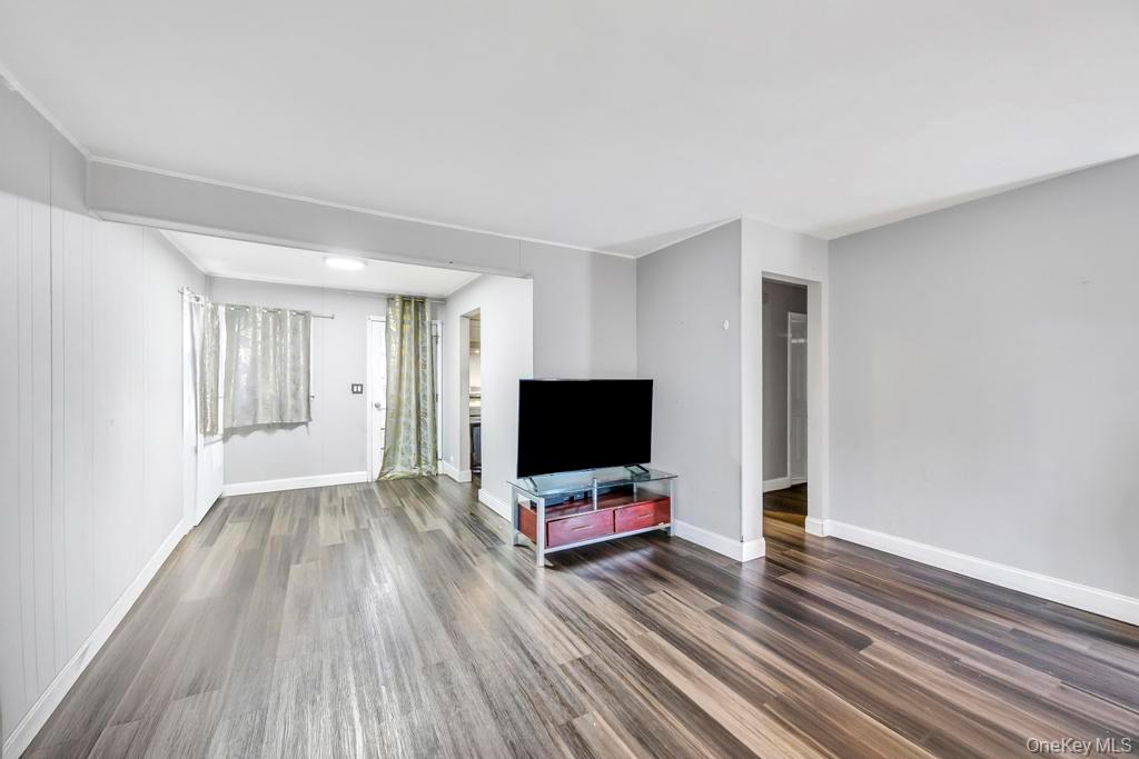 #7 photo, 55 Amityville Road, Melville , NY 11747