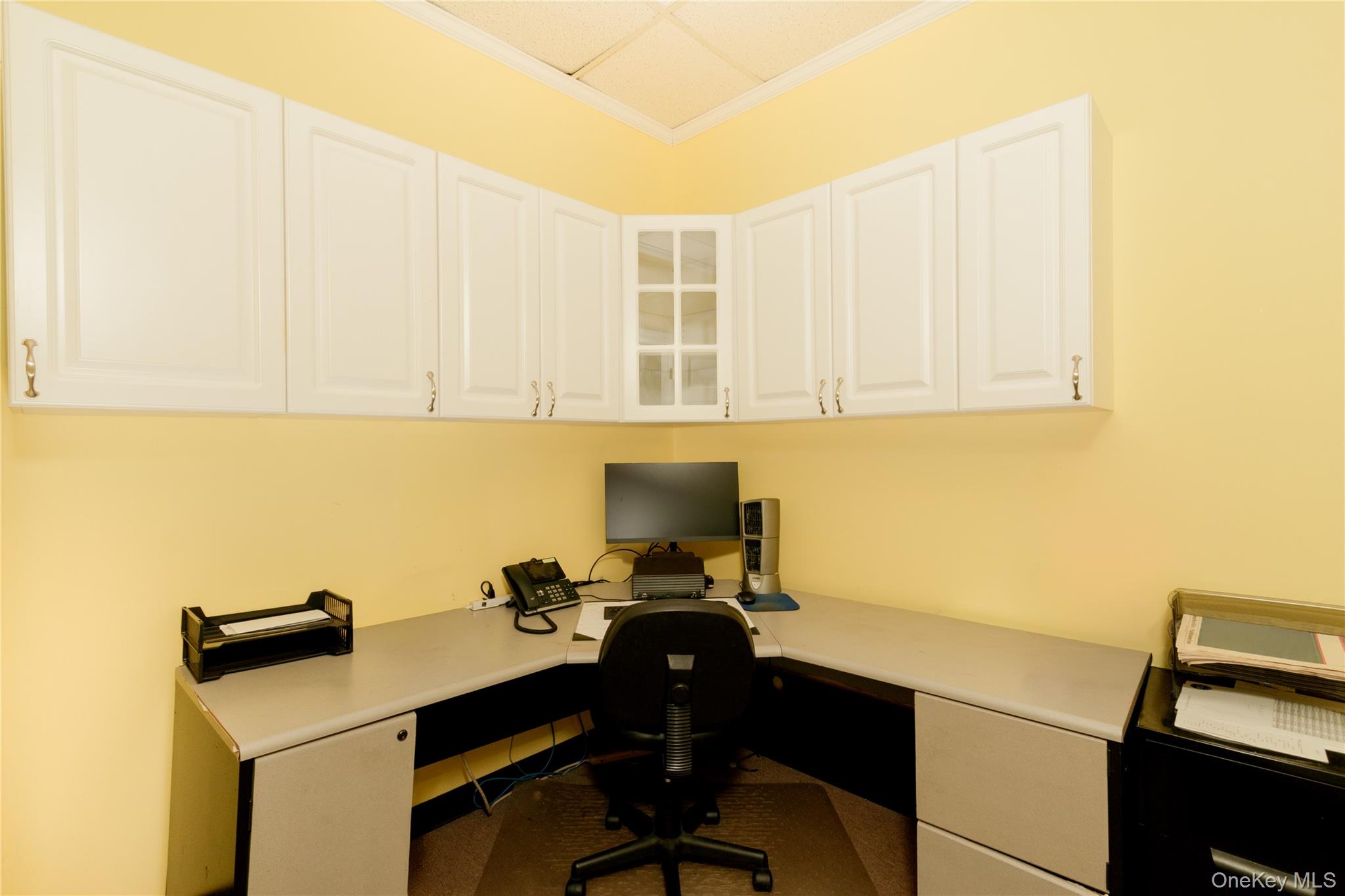 #16 photo, 100 S Jersey Avenue, Setauket , NY 11733