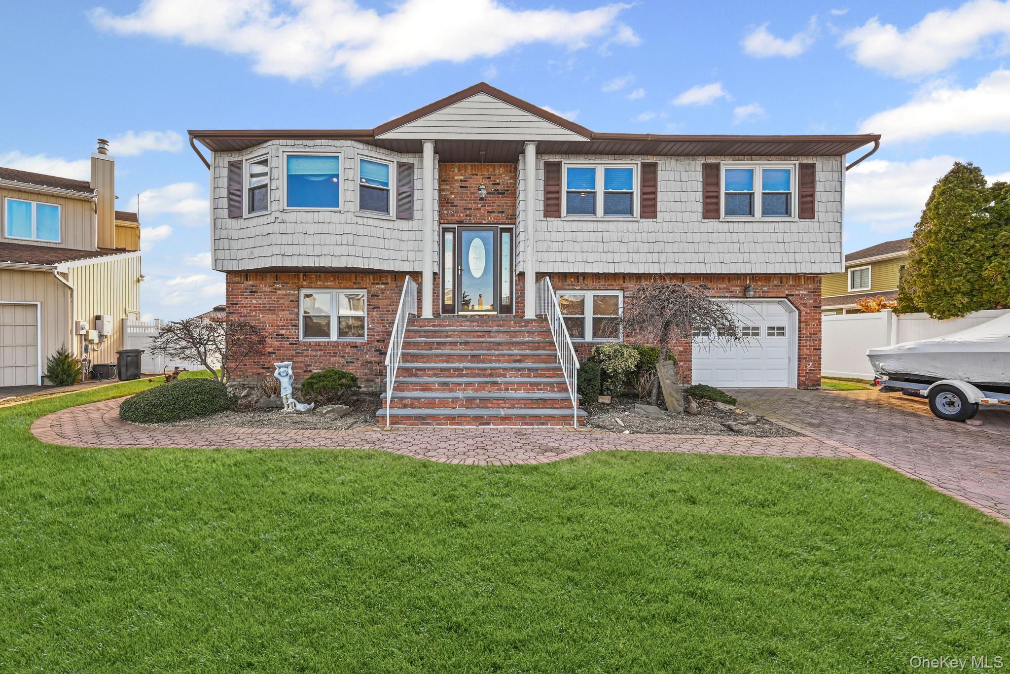 #1 photo, 4068 Darby Lane, Seaford , NY 11783