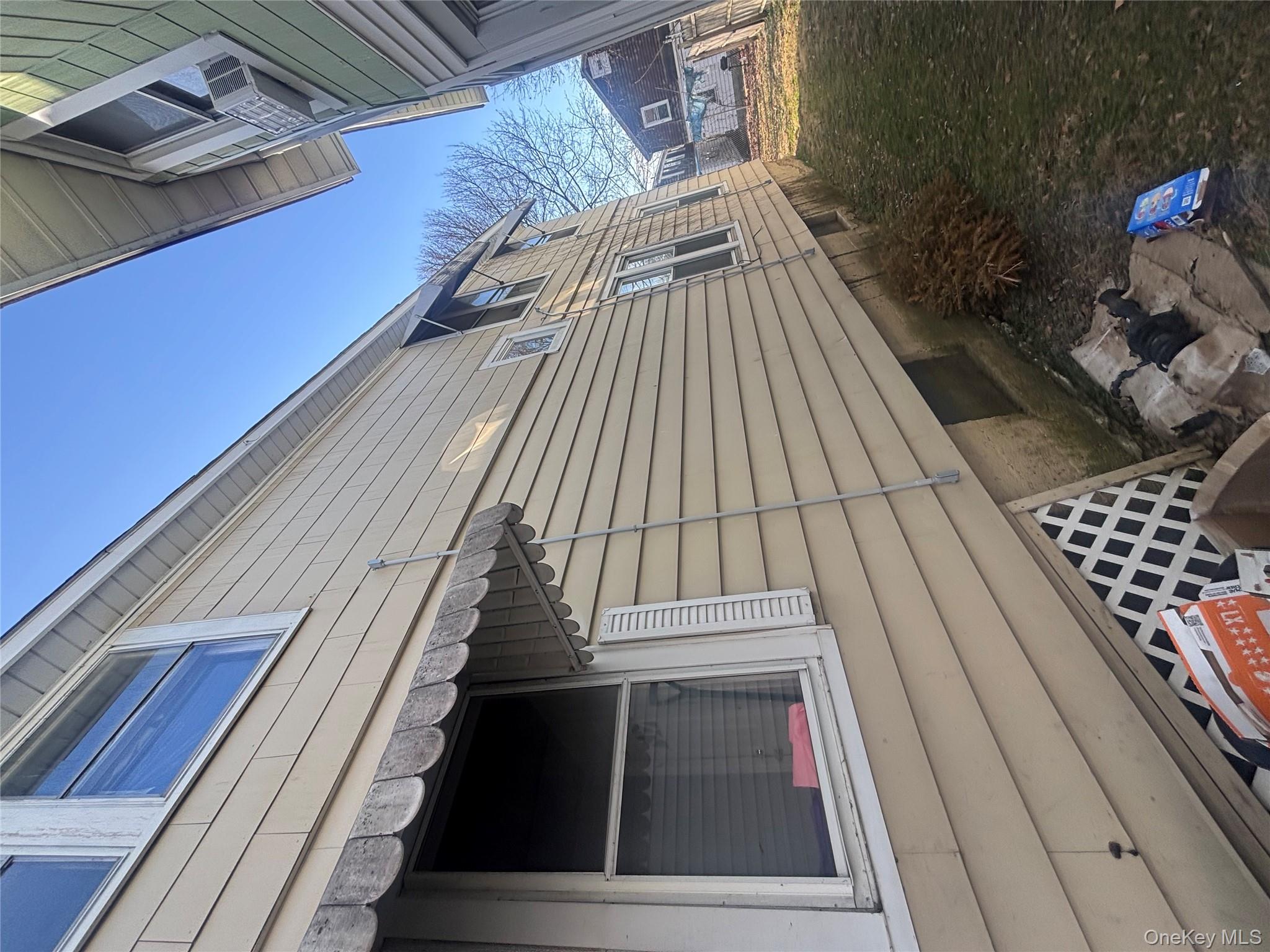 #4 photo, 201 W Parmenter Street, Newburgh , NY 12550