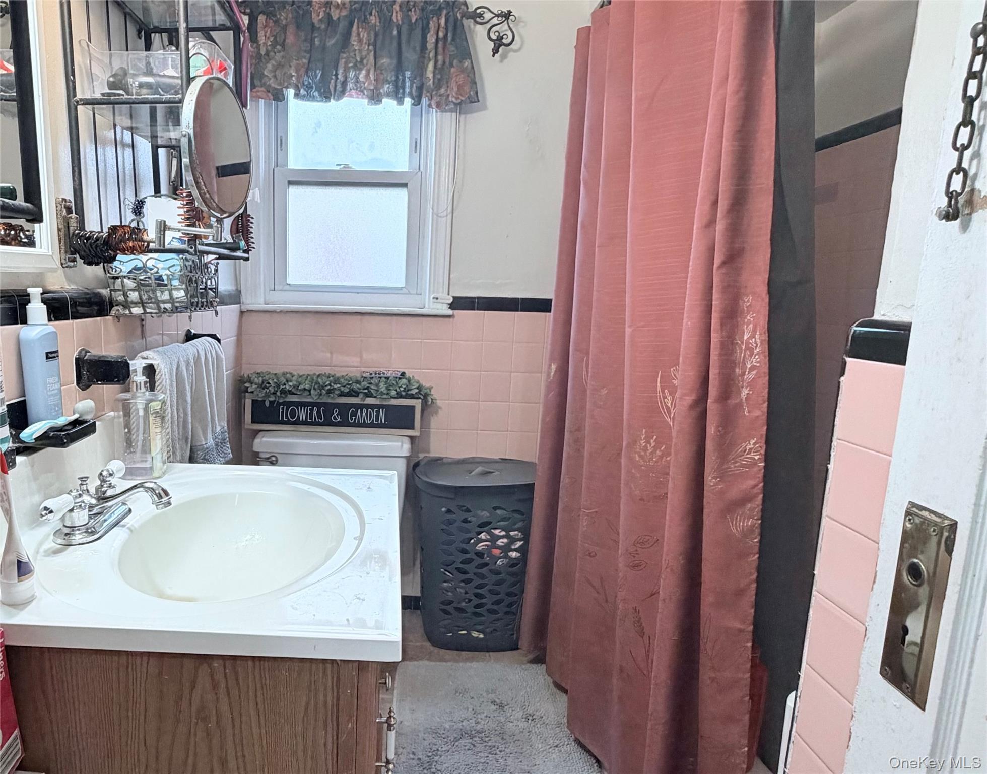 #10 photo, 272 Jefferson Avenue, Franklin Square , NY 11010