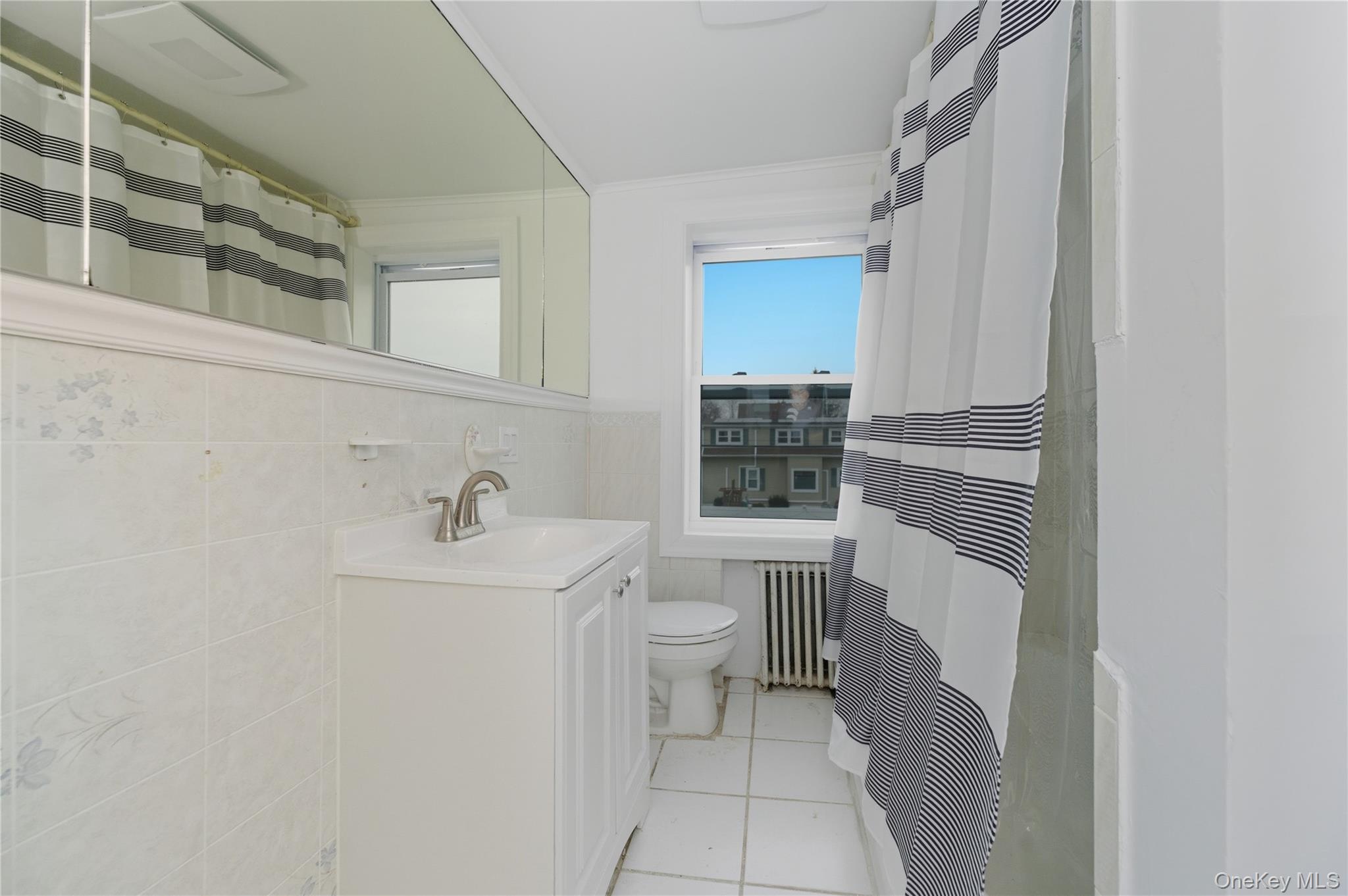 #12 photo, 2984 Dorlon Place, Baldwin , NY 11510