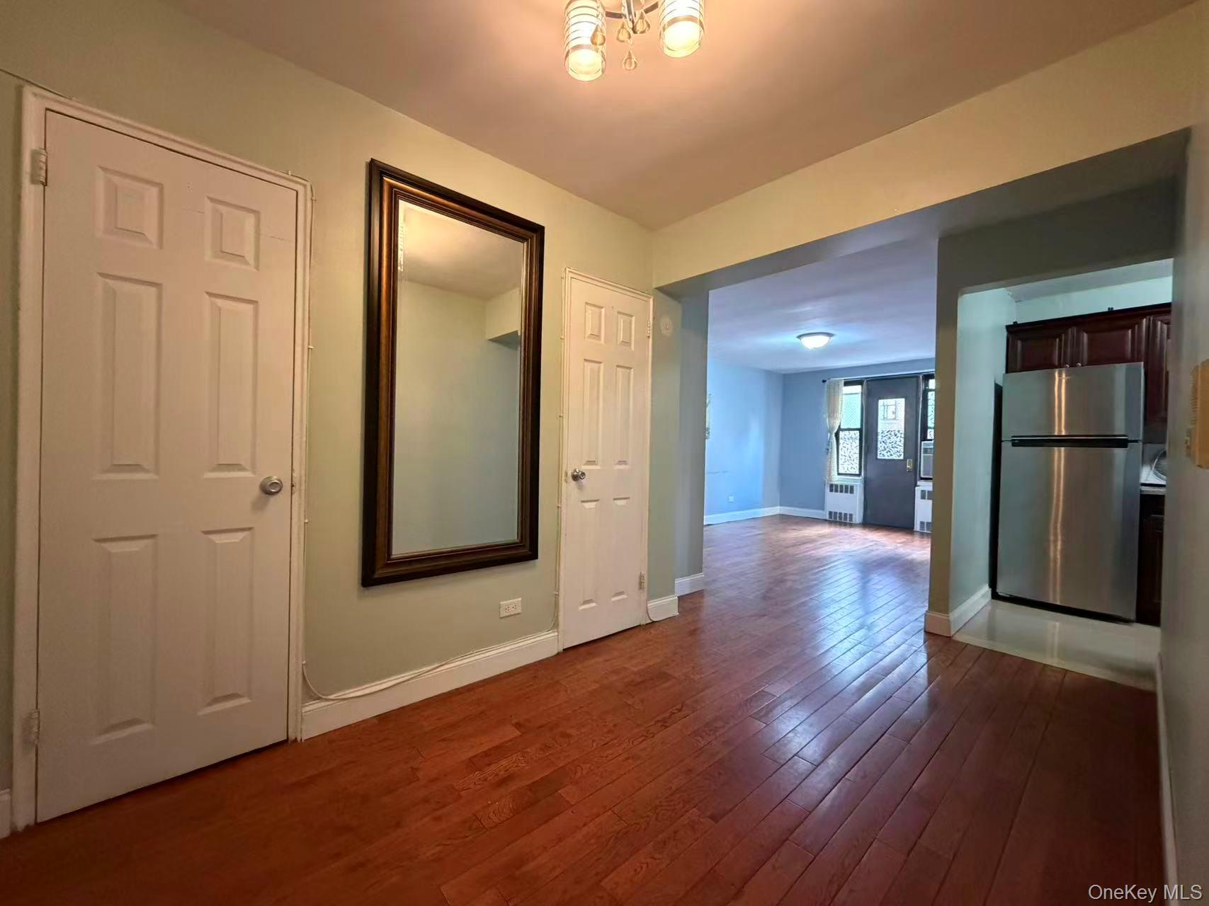 #5 photo, 150-40 71st Ave, Kew Garden Hills , NY 11367