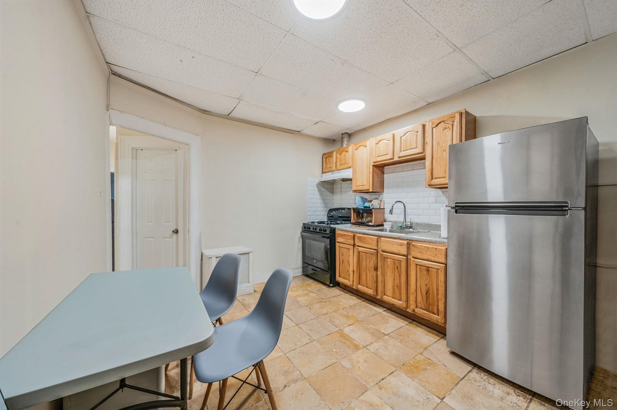 #14 photo, 104-06 Jamaica Avenue, Richmond Hill , NY 11418